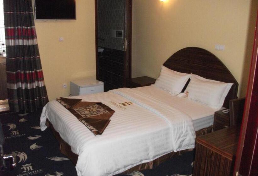 اتاق اکونومی, Mbayaville