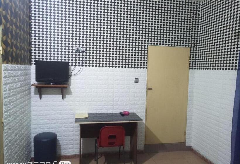 اتاق استاندارد, Safari Cotonou