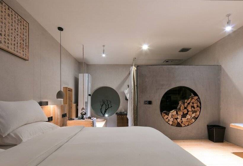 اتاق لوکس, Shangrila Karesansui