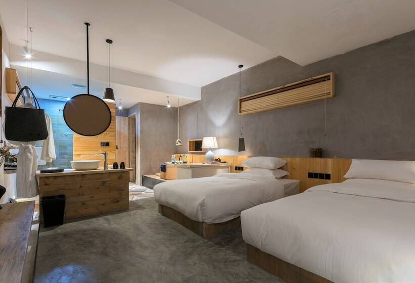اتاق لوکس, Shangrila Karesansui