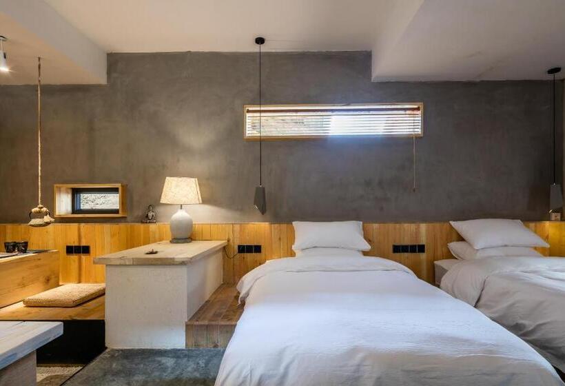 اتاق لوکس, Shangrila Karesansui