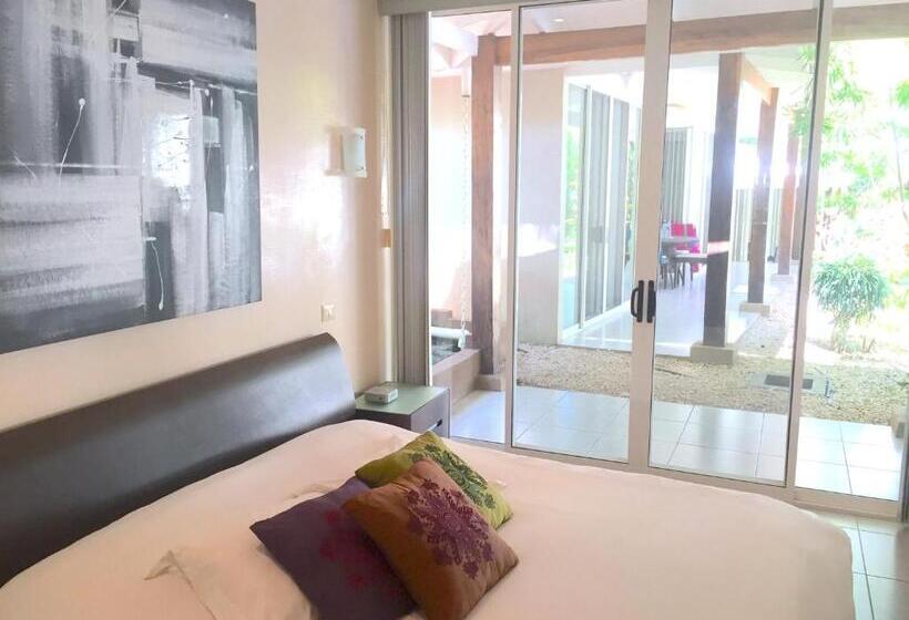ویلای 2 خوابه, The Breeze Hotel & Villas