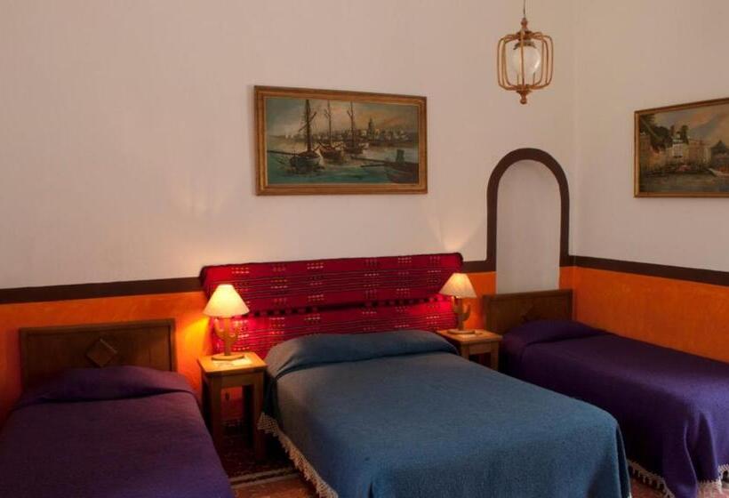 اتاق استاندارد سه نفره, Posada San Francisco