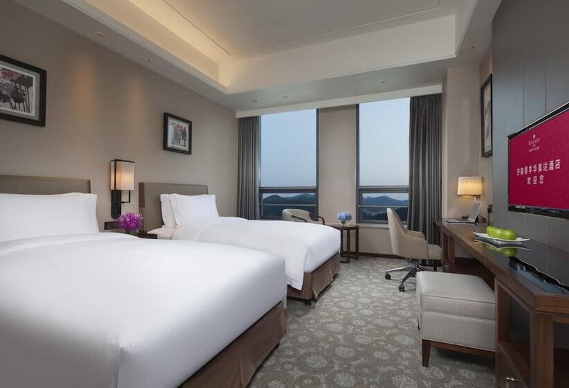 Quarto Deluxe, Ramada Jinan