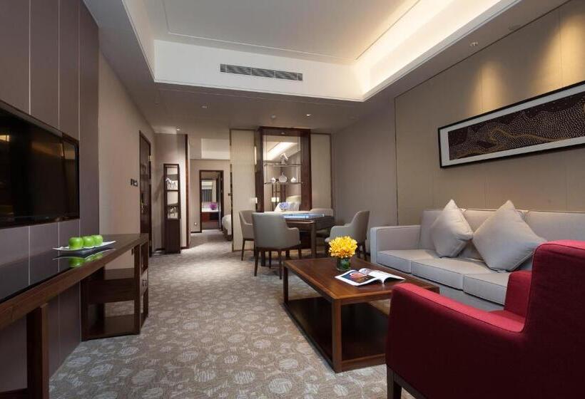 سوییت سوپریور, Ramada Jinan
