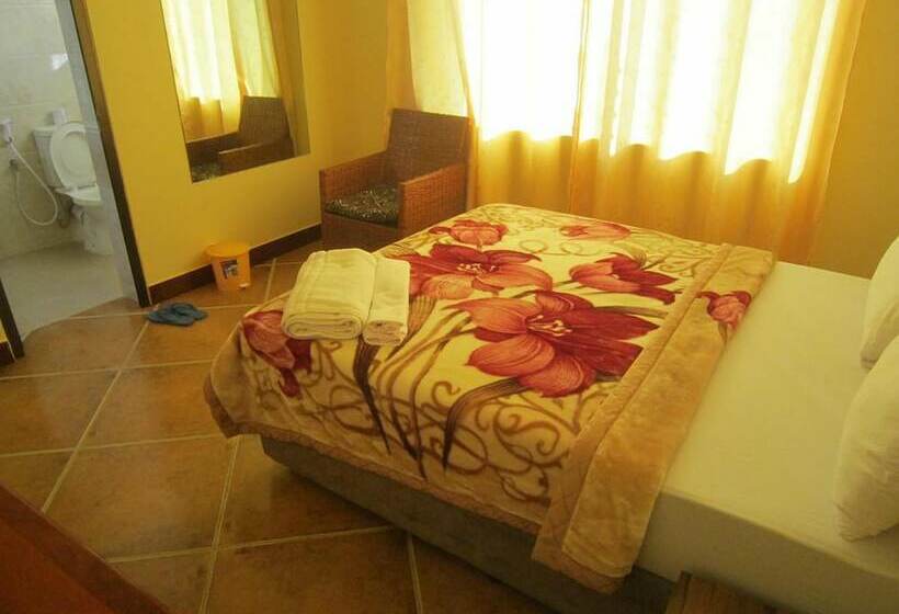 اتاق لوکس, New Fq Motel