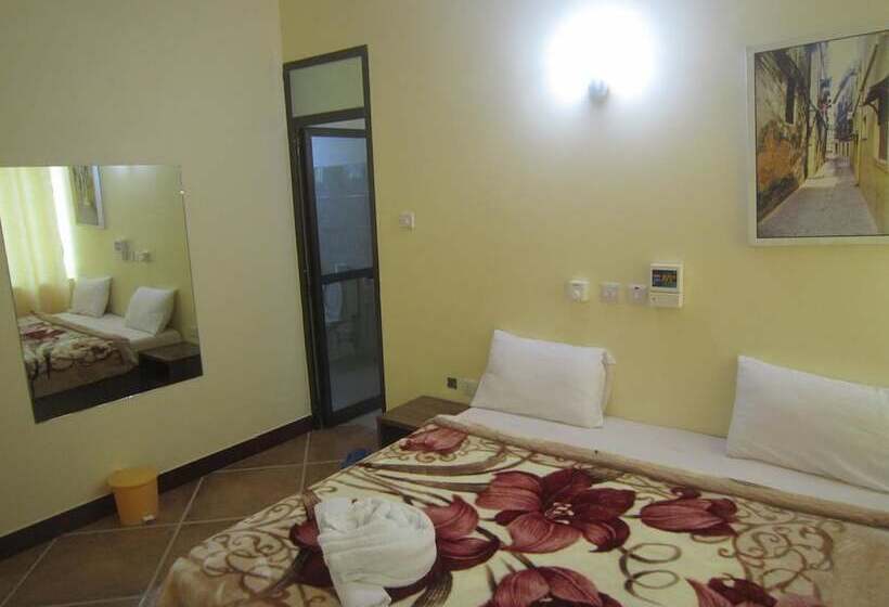 اتاق لوکس, New Fq Motel