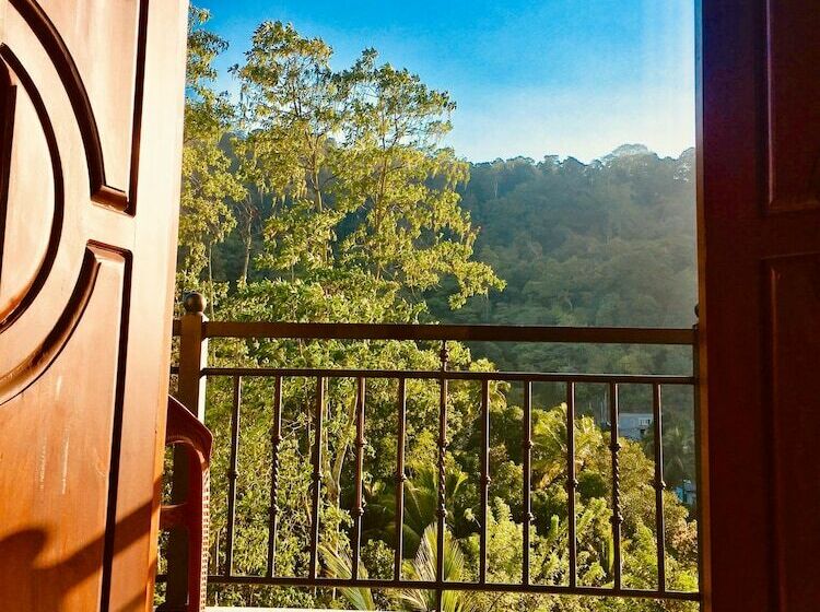 スタンダードトリプルルーム, Slightly Chilled Forest Villa