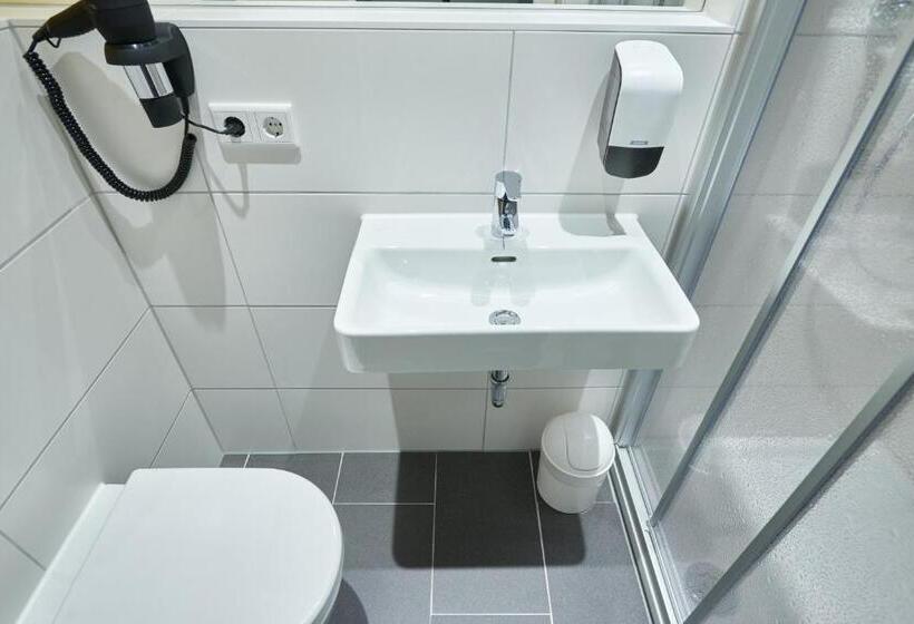 اتاق عادی یک تخته, Mcdreams Hotel Düsseldorf City