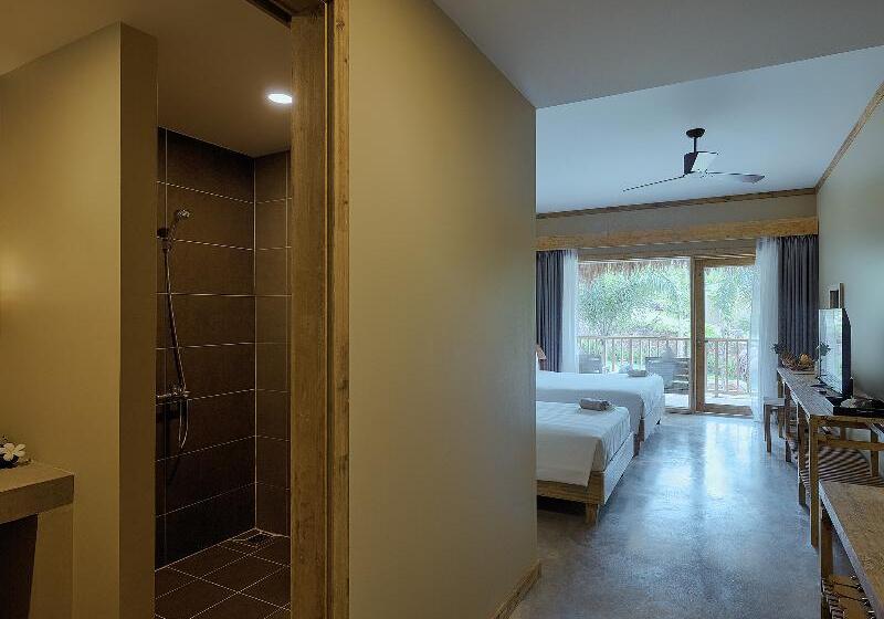 اتاق سه نفره دلوکس با چشم‌انداز باغ, Lahana Resort Phu Quoc & Spa