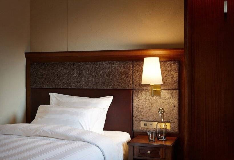 اتاق لوکس چهار تخته, Lotte Arai Resort