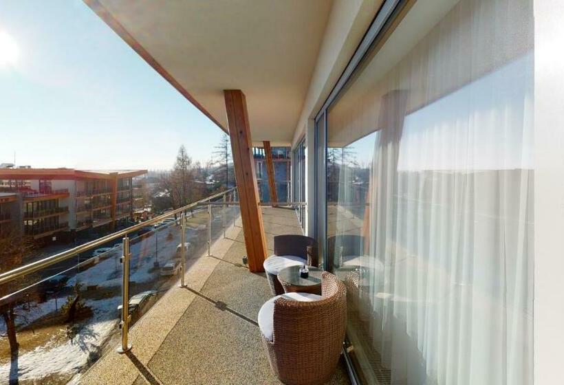 استودیوی استاندارد, Apartmánový Hotel Hrebienok Resort