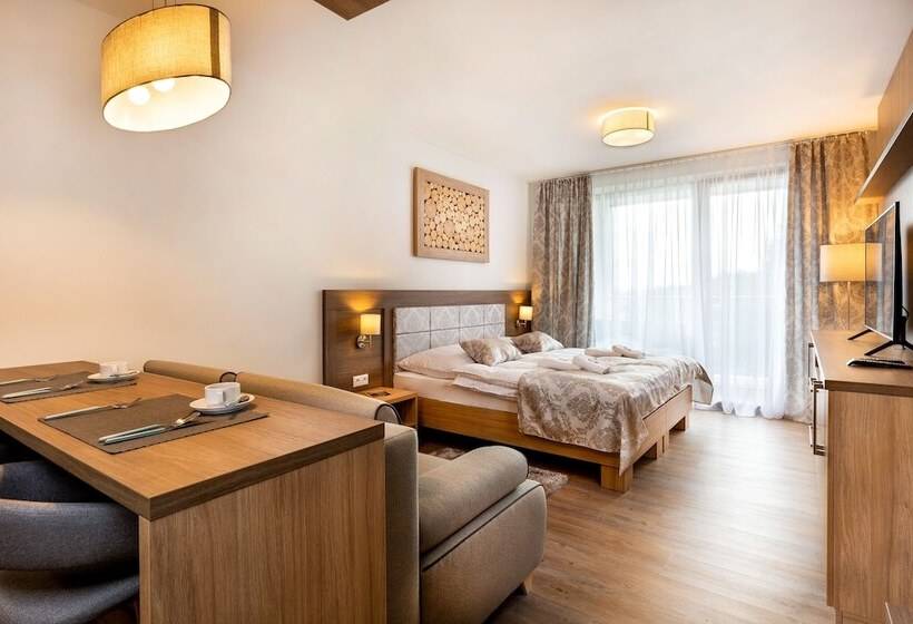 استودیوی استاندارد, Apartmánový Hotel Hrebienok Resort