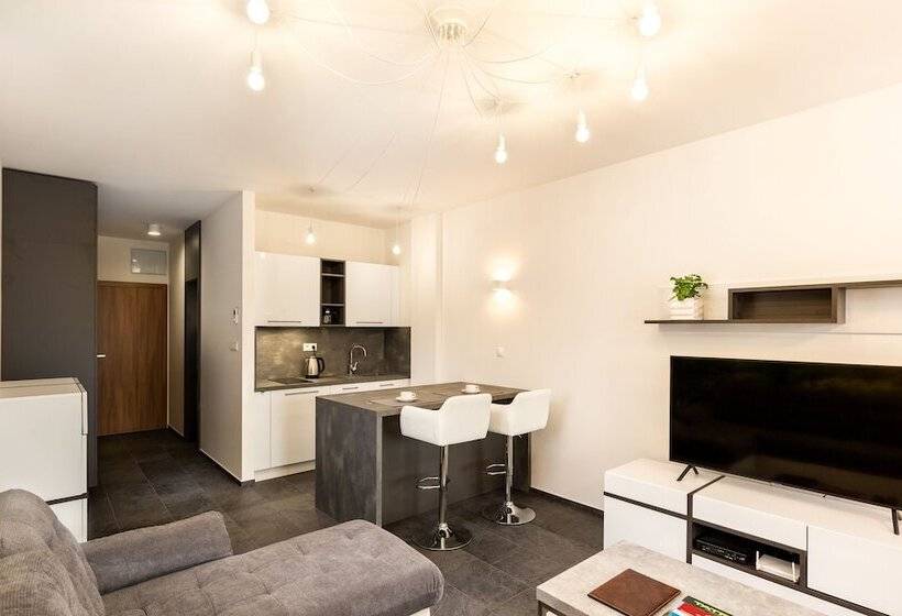 استودیوی استاندارد, Apartmánový Hotel Hrebienok Resort