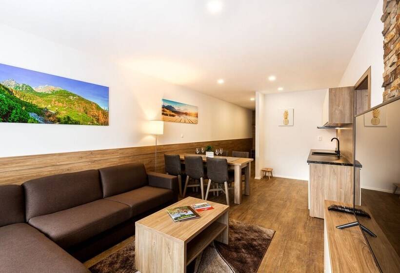 استودیوی استاندارد, Apartmánový Hotel Hrebienok Resort