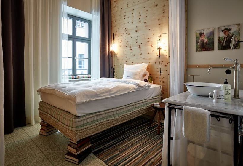 اتاق عادی, 25hours Hotel The Royal Bavarian