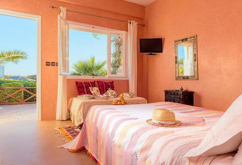اتاق استاندارد چهار تخته, Aftas Trip