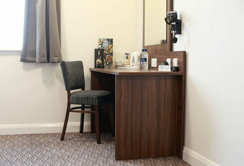اتاق استاندارد برای معلولان, Willows, Blackburn By Marston's Inn