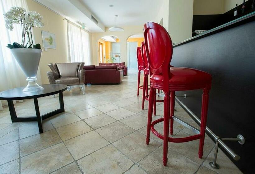 اتاق لوکس, Radici Resort
