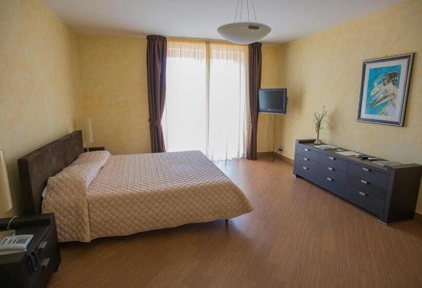 اتاق لوکس, Radici Resort