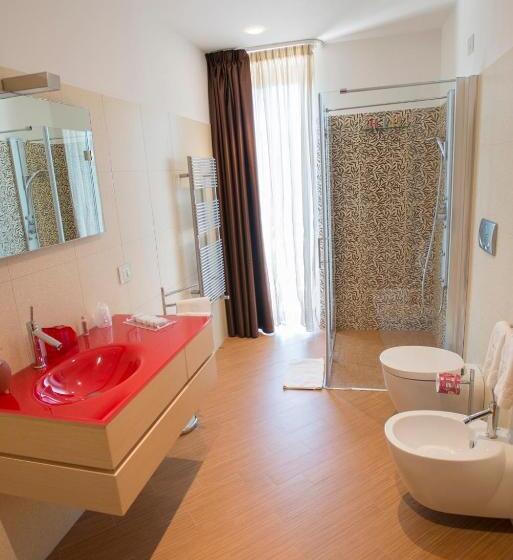اتاق لوکس, Radici Resort