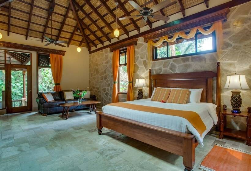 اتاق استاندارد, Sleeping Giant Rainforest Lodge