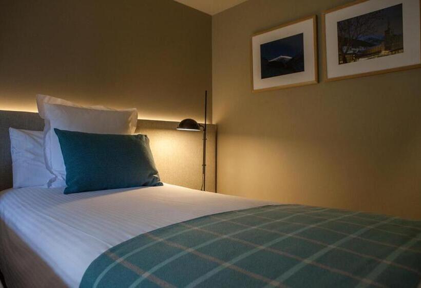 Superior room with lake view, Vall de Núria
