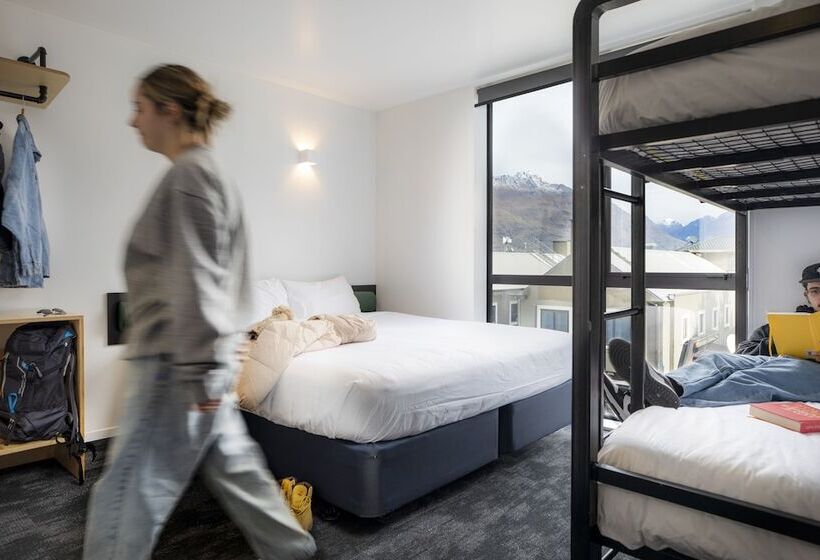 اتاق خانوادگی, Lylo Queenstown