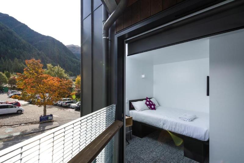 اتاق استاندارد با بالکن, Jucy Snooze Queenstown