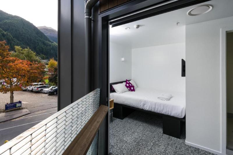 اتاق استاندارد با بالکن, Jucy Snooze Queenstown