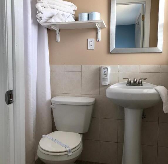 اتاق استاندارد, Pelican Point Motel