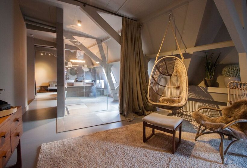 سوئیت رویال, Boutiquehotel Staats