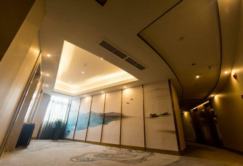 اتاق راحتی, Hendra