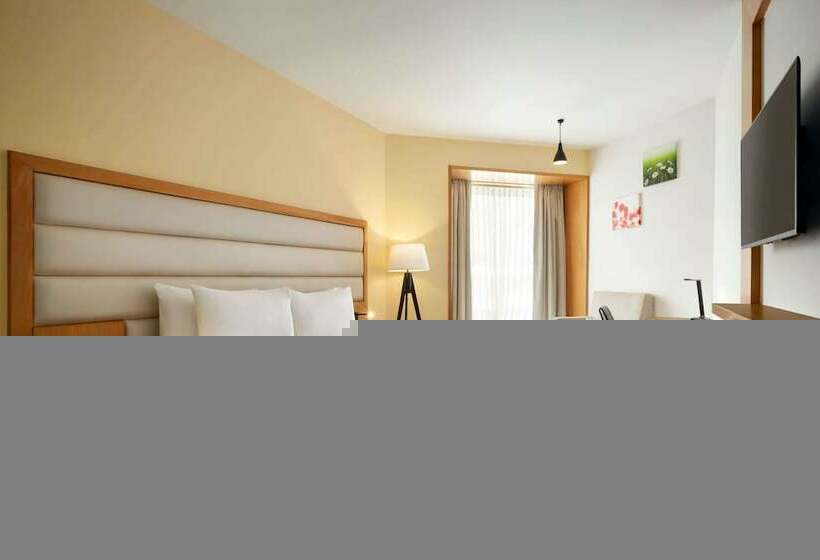 اتاق اجرایی, Ramada By Wyndham Dehradun Chakrata Road