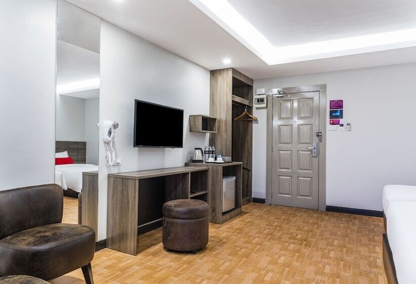اتاق خانوادگی, Livotel Hotel Hua Mak Bangkok