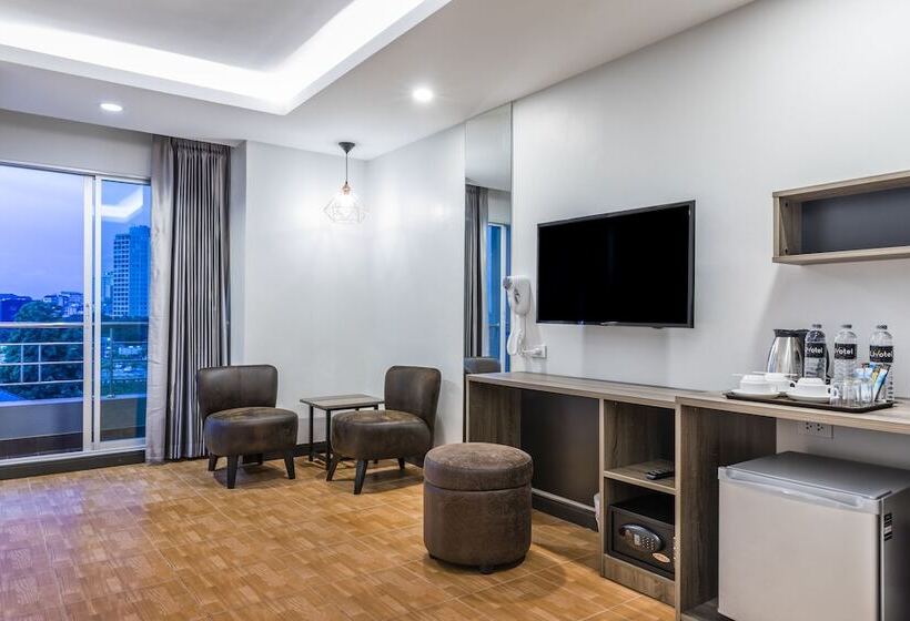 اتاق خانوادگی, Livotel Hotel Hua Mak Bangkok