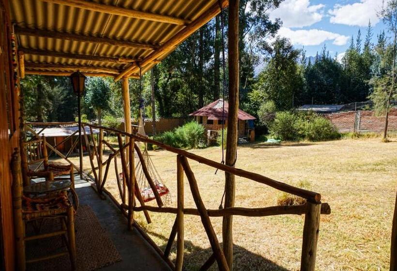 اتاق استاندارد با چشم‌انداز کوهستان, Tony S House Eco Hostel