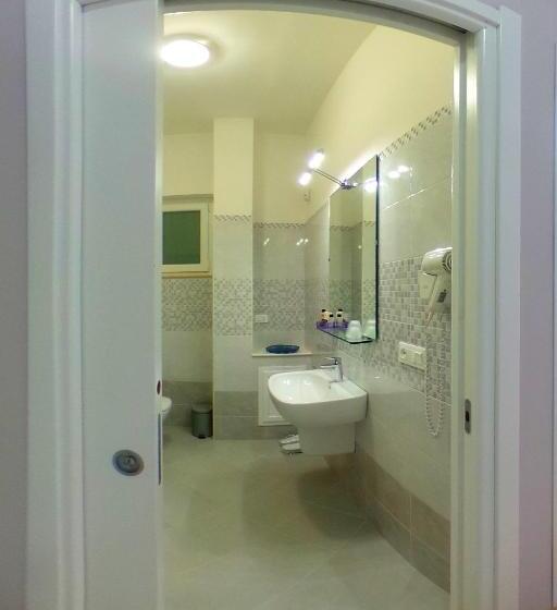 اتاق راحتی سه تخته, Pepè Accommodation