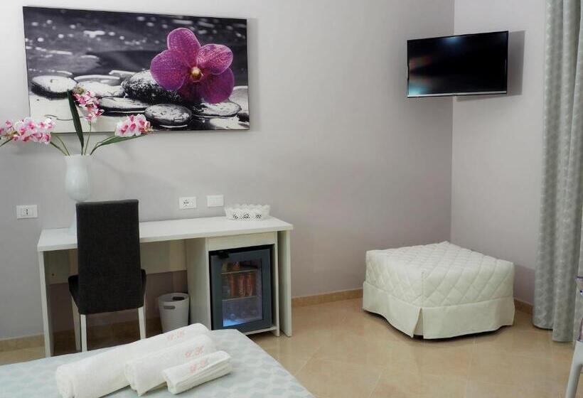 اتاق راحتی سه تخته, Pepè Accommodation