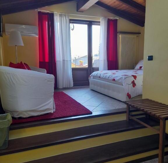 Suite with Terrace, Peropero