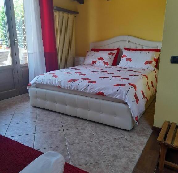 Suite with Terrace, Peropero