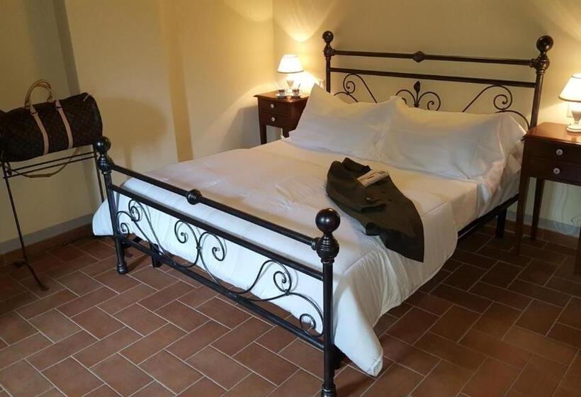 اتاق سوپریور با تخت بزرگ, Dimora Fra' Giovanni B&b Relais