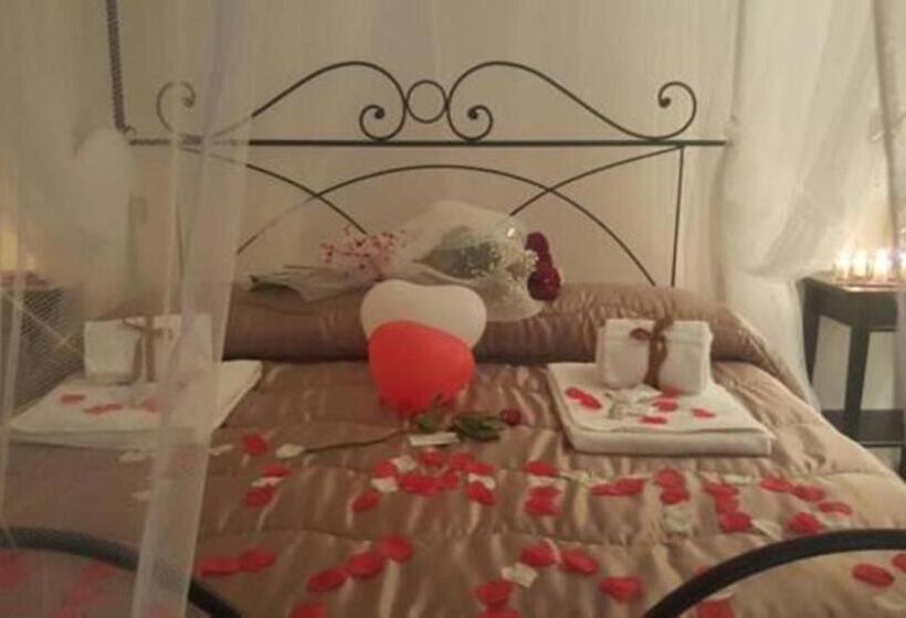 اتاق استاندارد با وان آب گرم, Elegance B&b