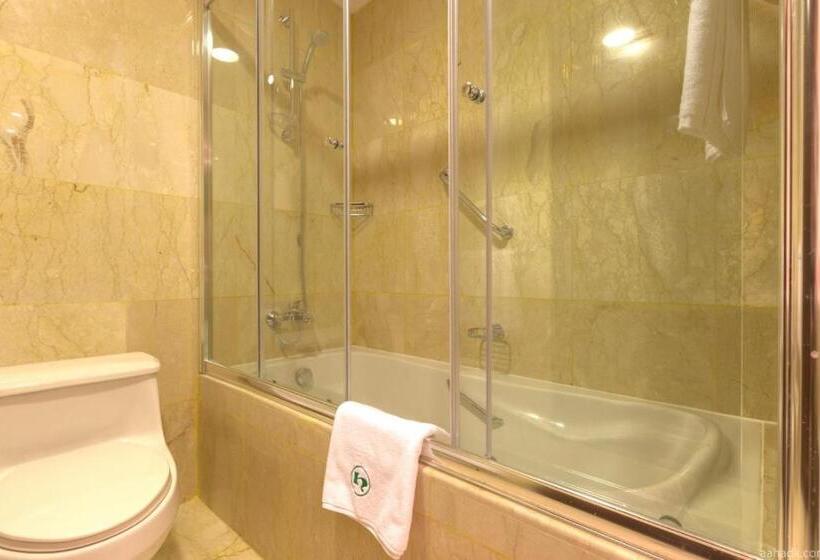 سوییت لوکس, Habitat  All Suites Al Khobar