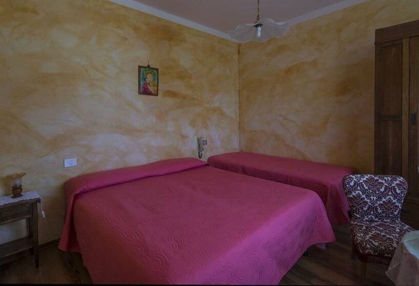 اتاق استاندارد با سرویس بهداشتی مشترک, B&b Locanda Sant'antimo
