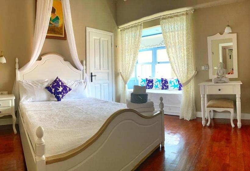 اتاق سوپریور سه تخته, Maison D Azur Alaçatı