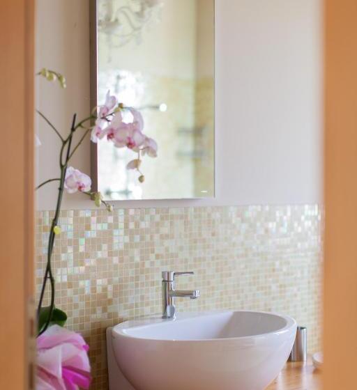 اتاق استاندارد چهار تخته, Cascina Serenella B&b