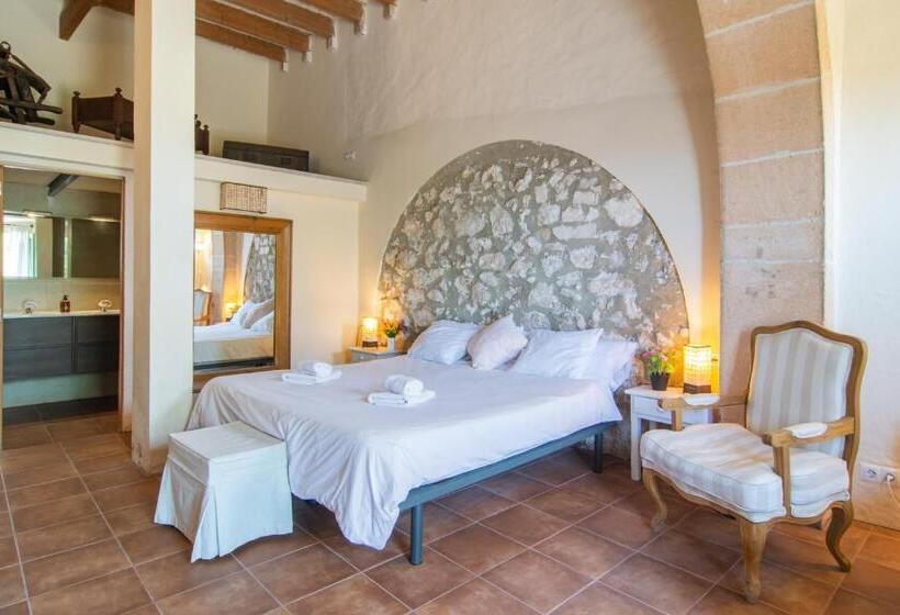 Superior studio with terrace, Finca Agroturismo Es Pujol