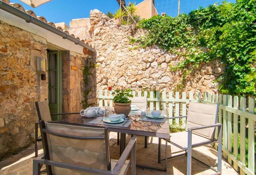 آپارتمان 2 خوابه با تراس, Finca Agroturismo Es Pujol