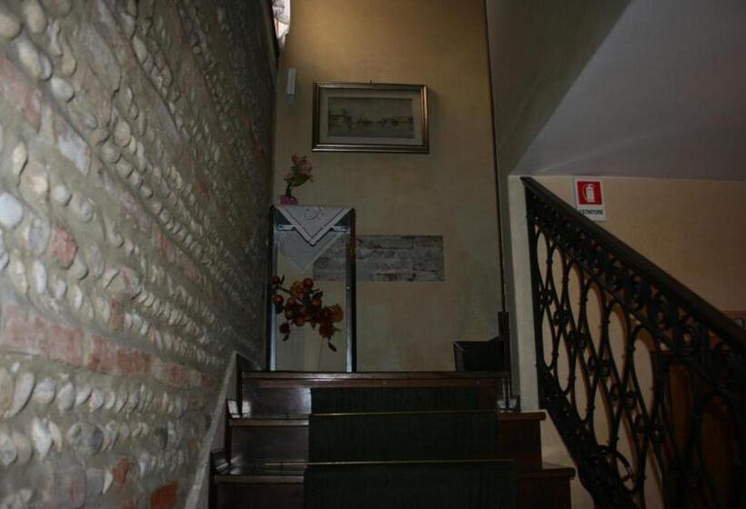 اتاق استاندارد یک نفره, Locanda Stella D'oro